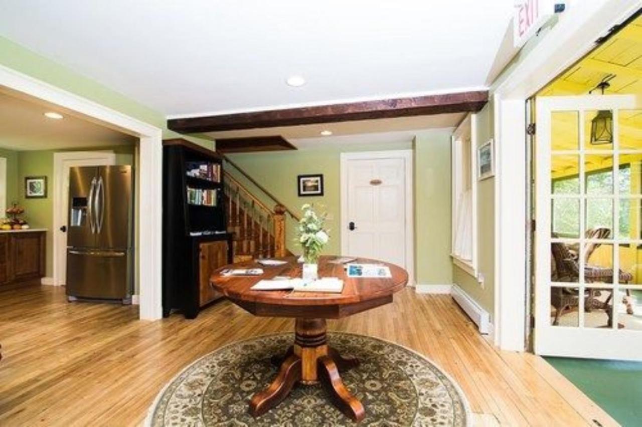 Bark Eater Inn Keene Bagian luar foto