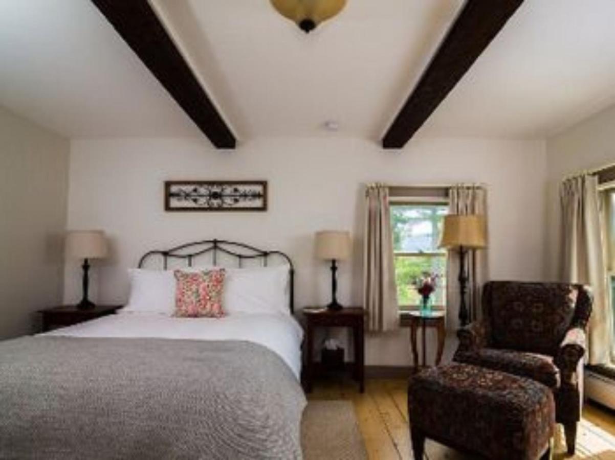 Bark Eater Inn Keene Bagian luar foto