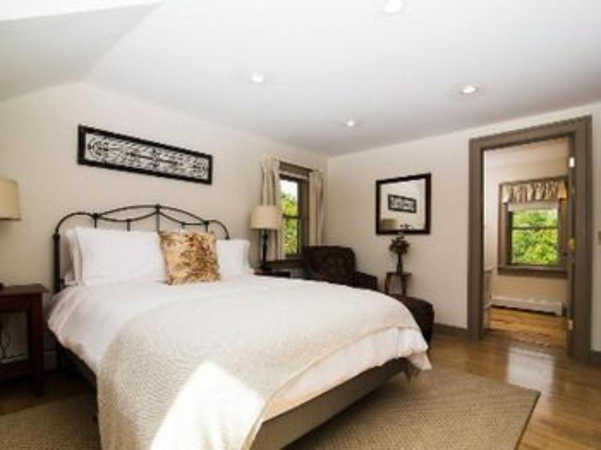 Bark Eater Inn Keene Bagian luar foto