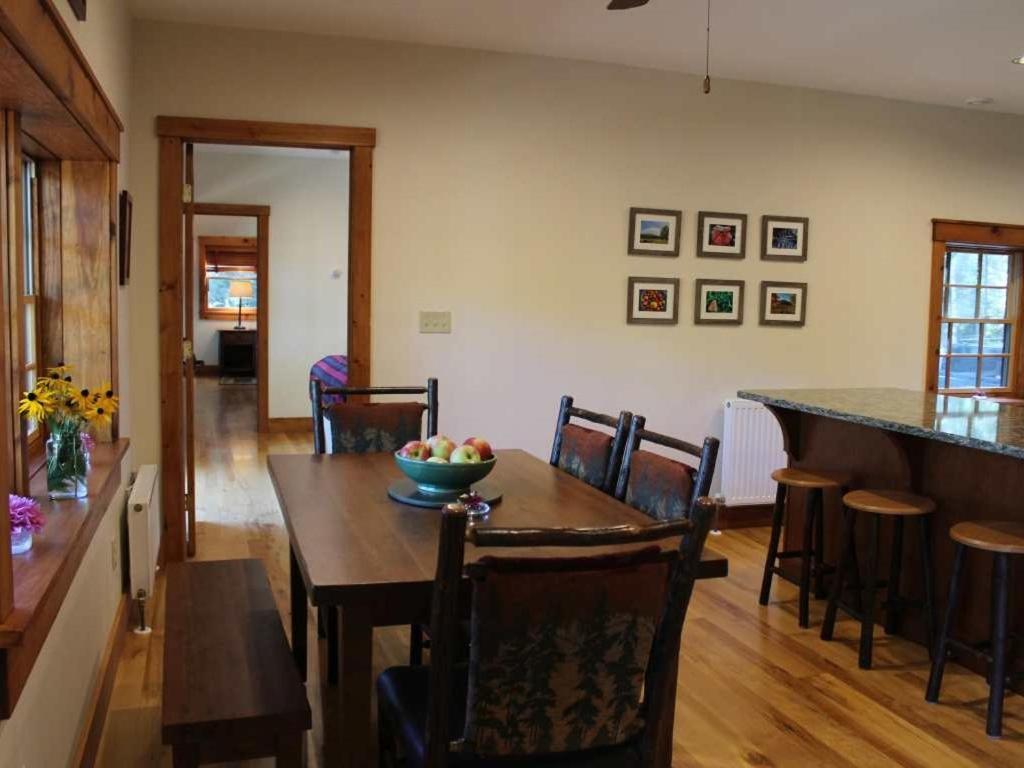 Bark Eater Inn Keene Ruang foto