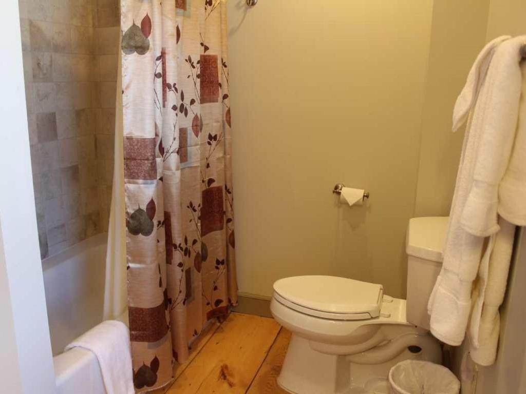 Bark Eater Inn Keene Ruang foto